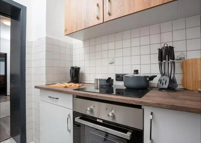 Livemore24 - 1 In West 24-7 Check-in Apartmán